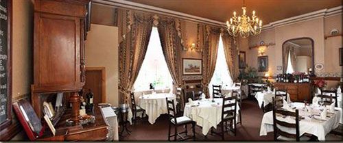 The County Hotel Banff Exterior photo